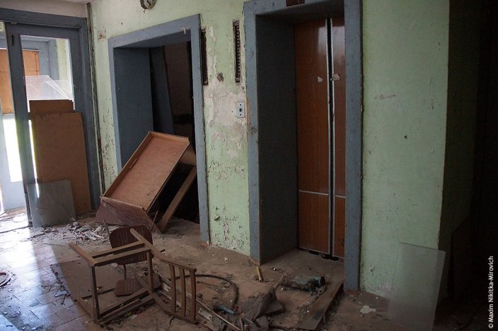 Статья "Путешествие по высокоэтажному дому в Припяти. Чернобыль"